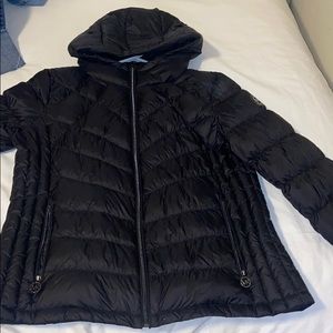 MICHEAL KORS RAIN JACKET